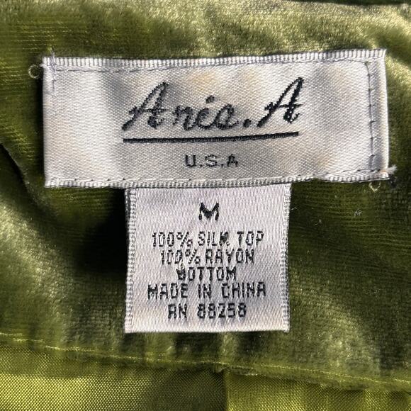 Vintage 90s Olive Green Silk Velvet Wrap Coat Belted Duster Jacket Luxe Layer - Picture 7 of 8